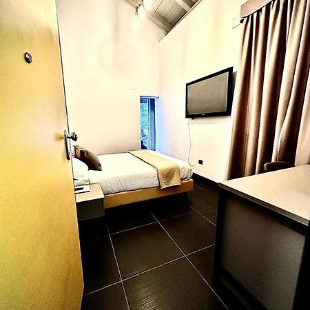 Dazio Exclusive Rooms Рим Екстер'єр фото