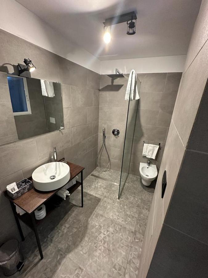 Dazio Exclusive Rooms Рим Екстер'єр фото